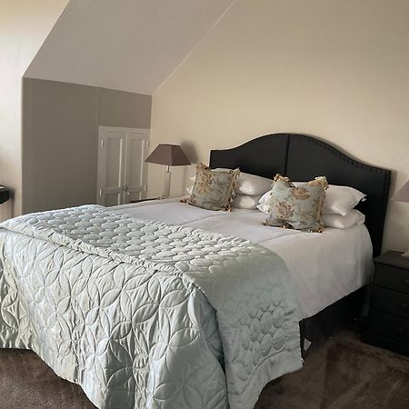 Le Bourg Bed & Breakfast Asnieres-en-Bessin Екстериор снимка