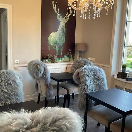 Le Bourg Bed & Breakfast Asnieres-en-Bessin Екстериор снимка