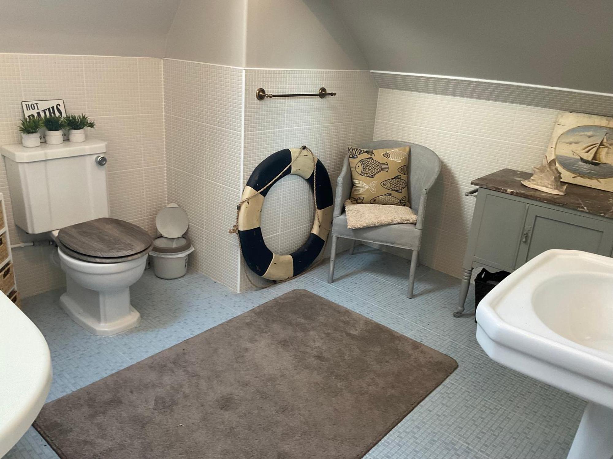 Le Bourg Bed & Breakfast Asnieres-en-Bessin Екстериор снимка